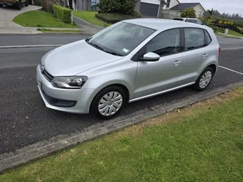 Volkswagen Polo 2010 photo 2