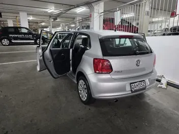 Volkswagen Polo 2010 photo 5
