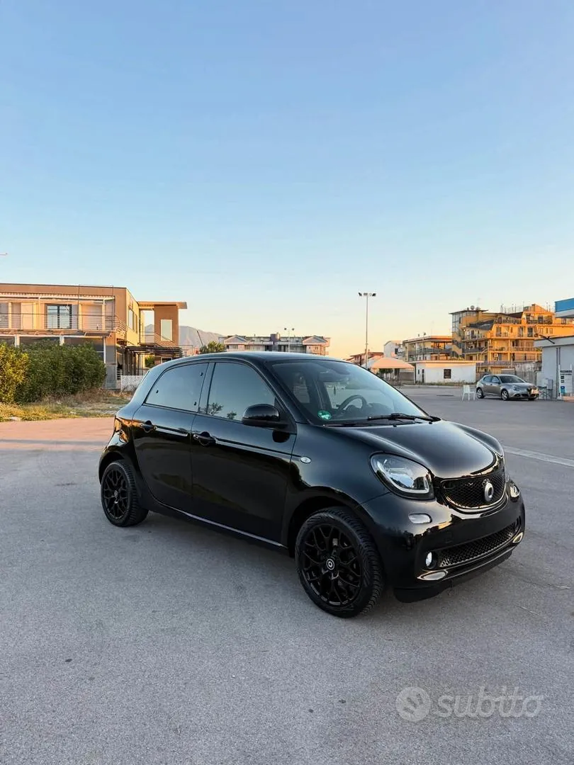 Smart Forfour 2019 photo 3