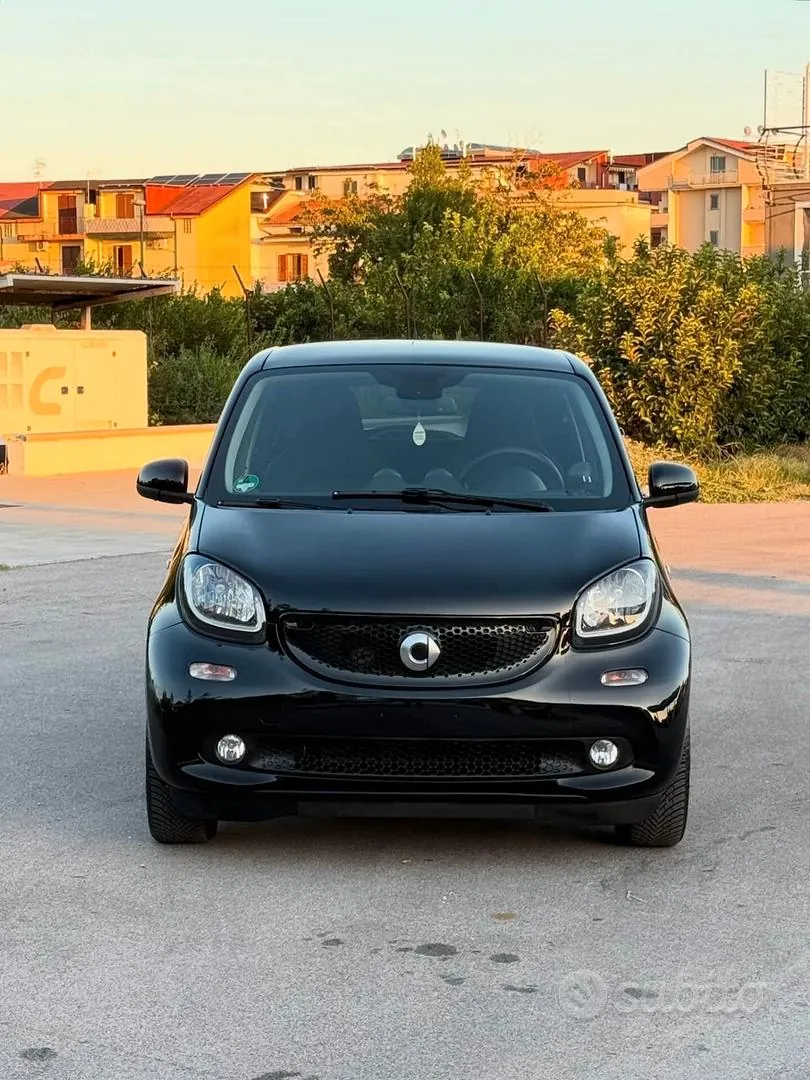Smart Forfour 2019 photo 2