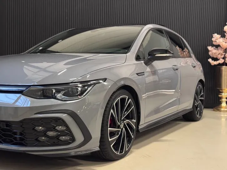 Volkswagen Golf 2022 photo 3