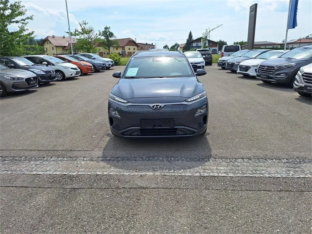 Hyundai Kona 2021 photo 2
