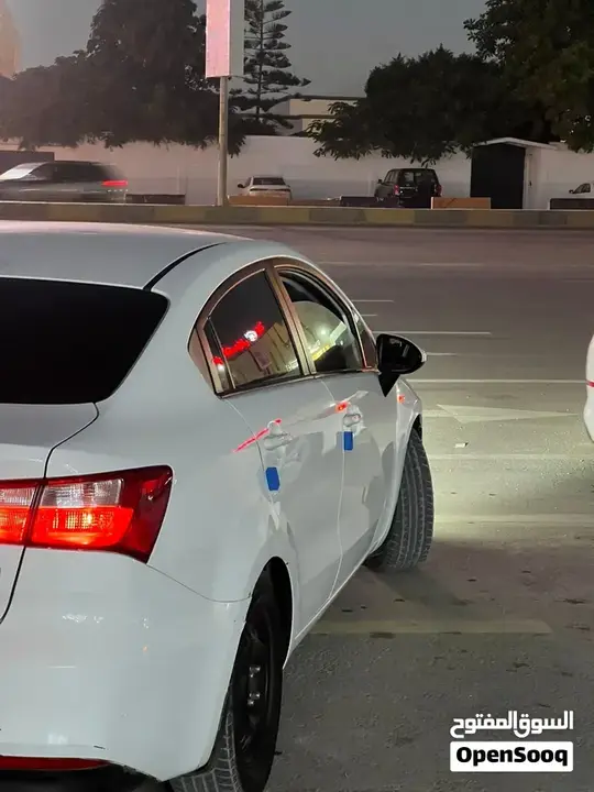 Kia Rio 2016 photo 3