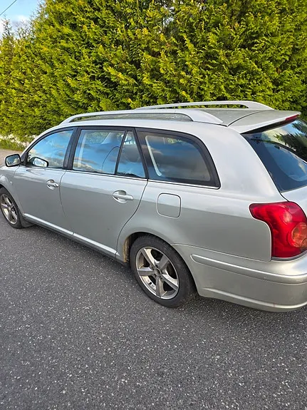 Toyota Avensis 2006 photo 3