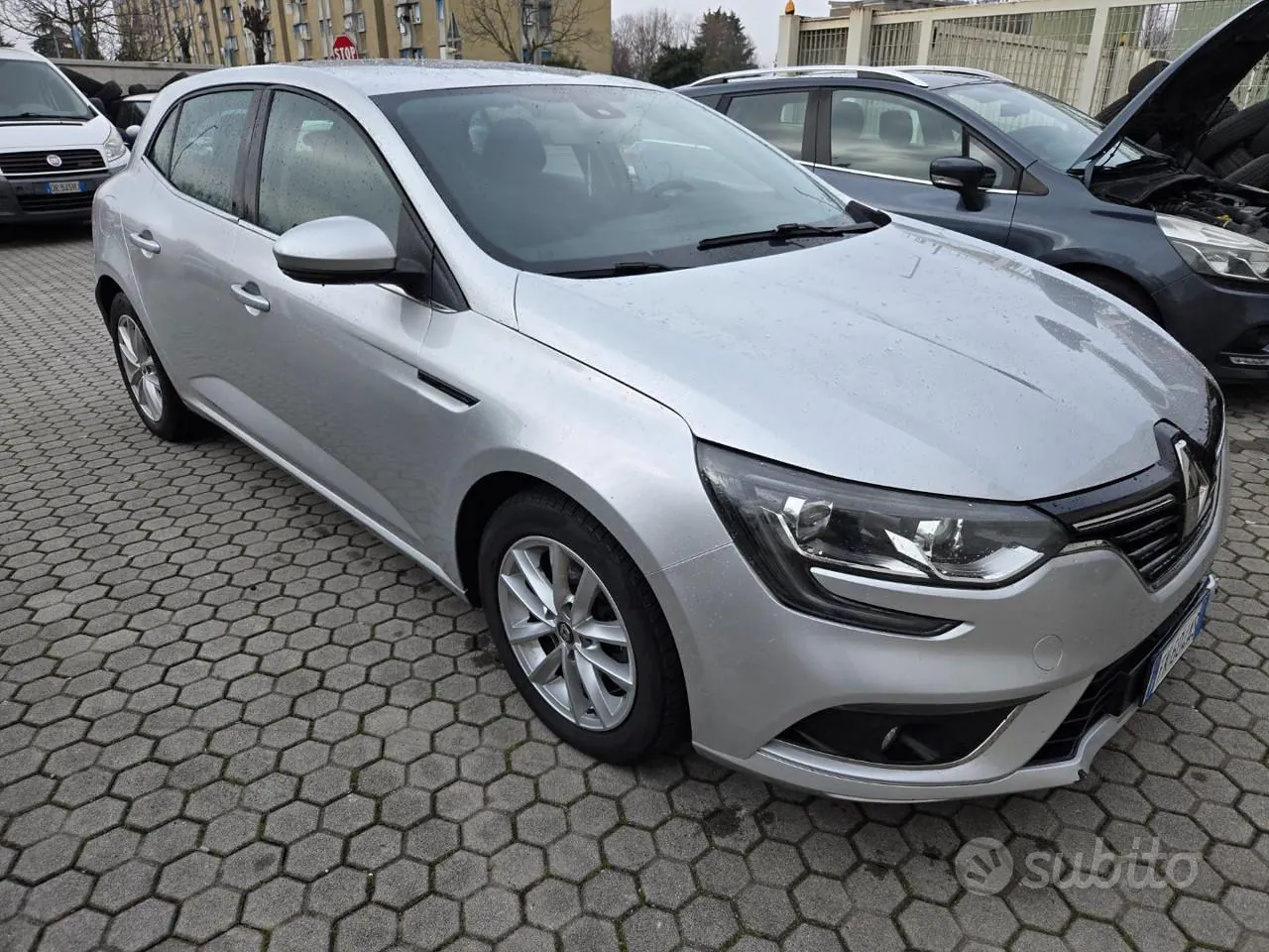 Renault Megane 2017 photo 2