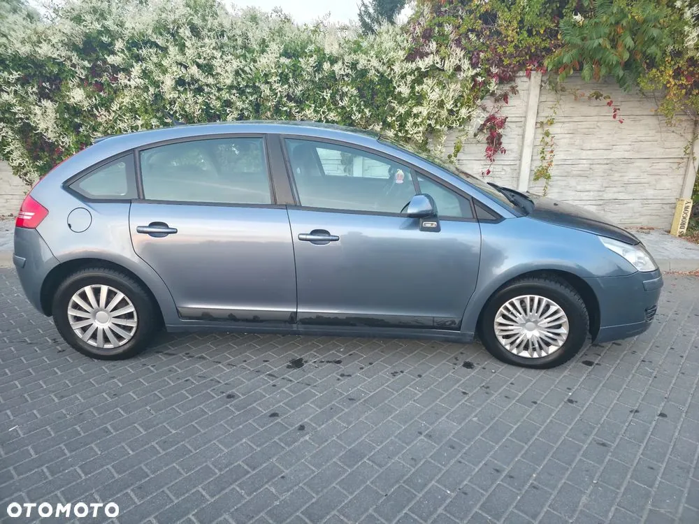 Citroen C4 2005 photo 3
