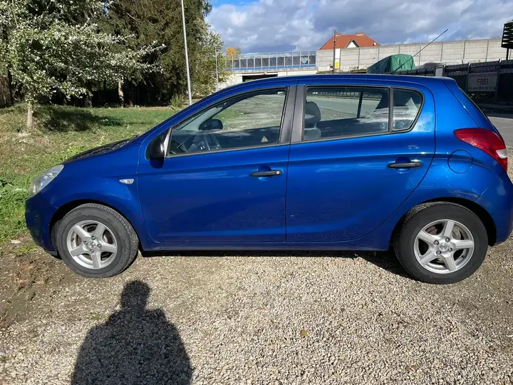Hyundai I20 2012 photo 2