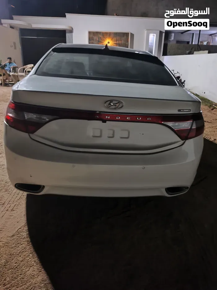Hyundai Grandeur 2012 photo 3