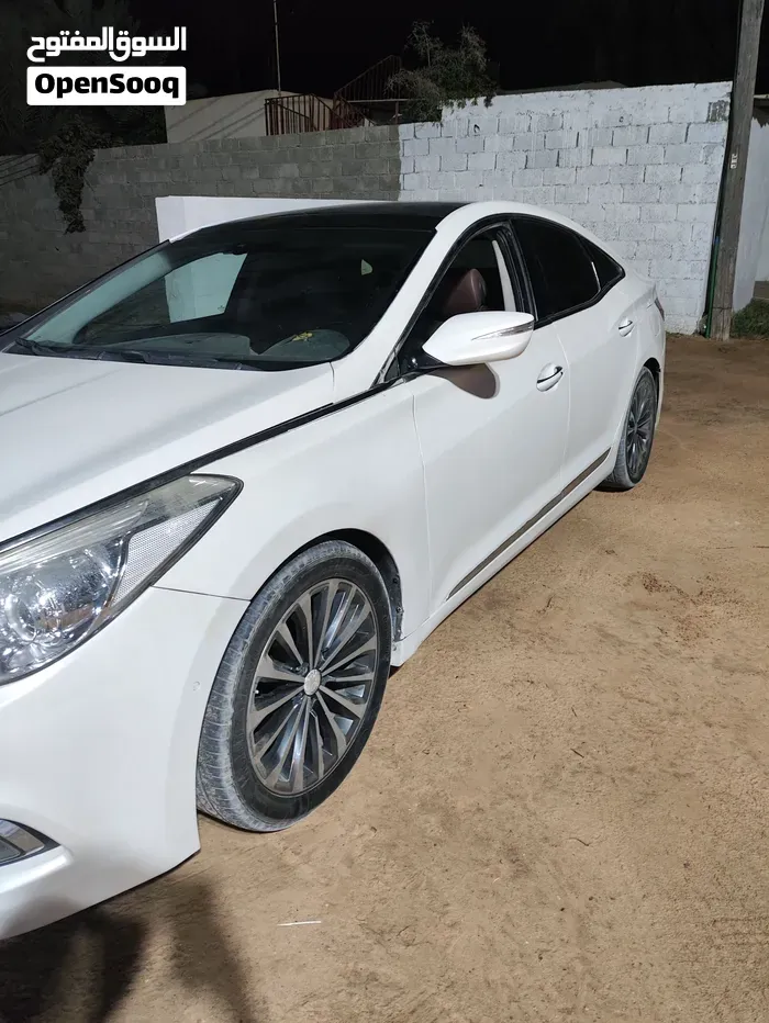 Hyundai Grandeur 2012 photo 2