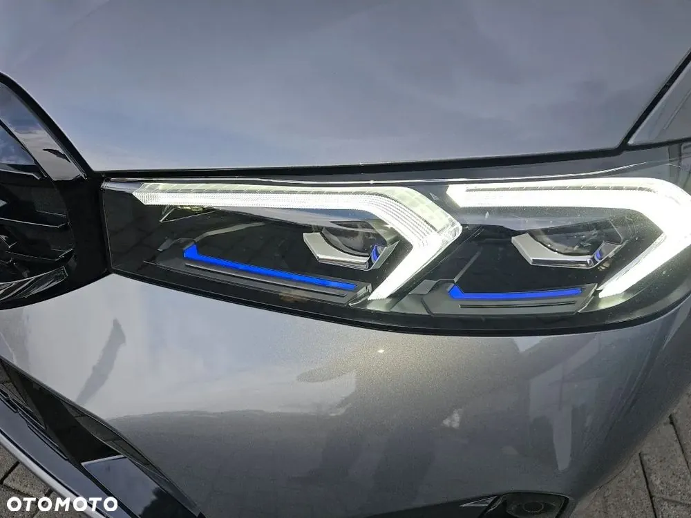 BMW Seria 3 2023 photo 4