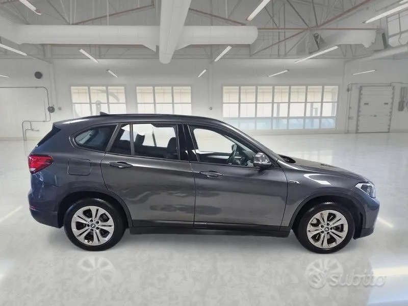 BMW X1 2022 photo 3