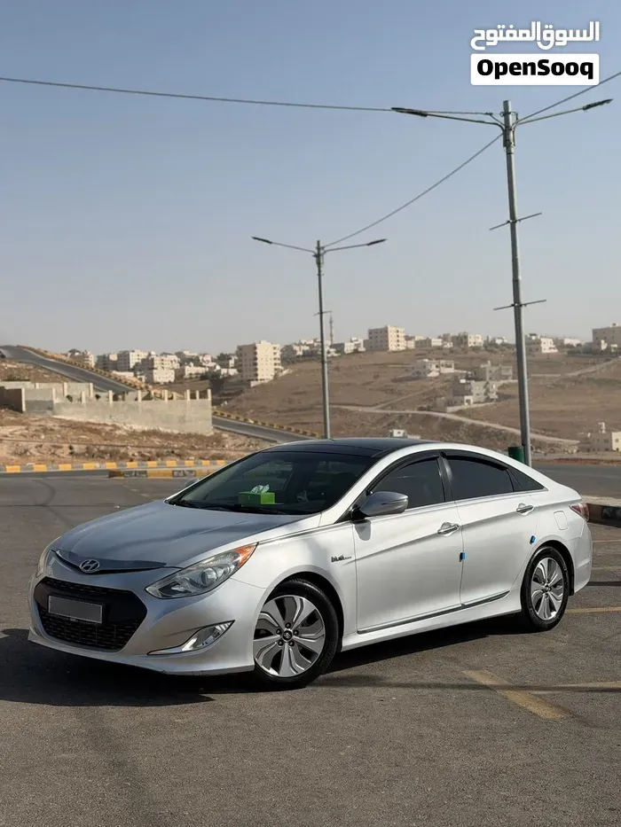 Hyundai Sonata 2014 photo 2