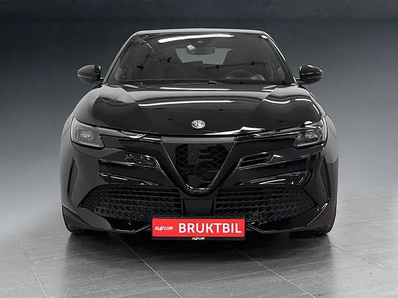 Alfa Romeo Junior 2025 photo 2
