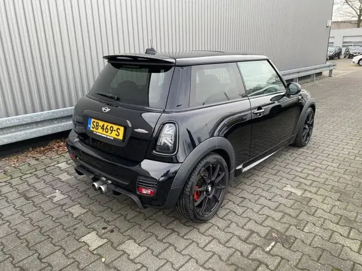 Mini Cooper S 2012 photo 2