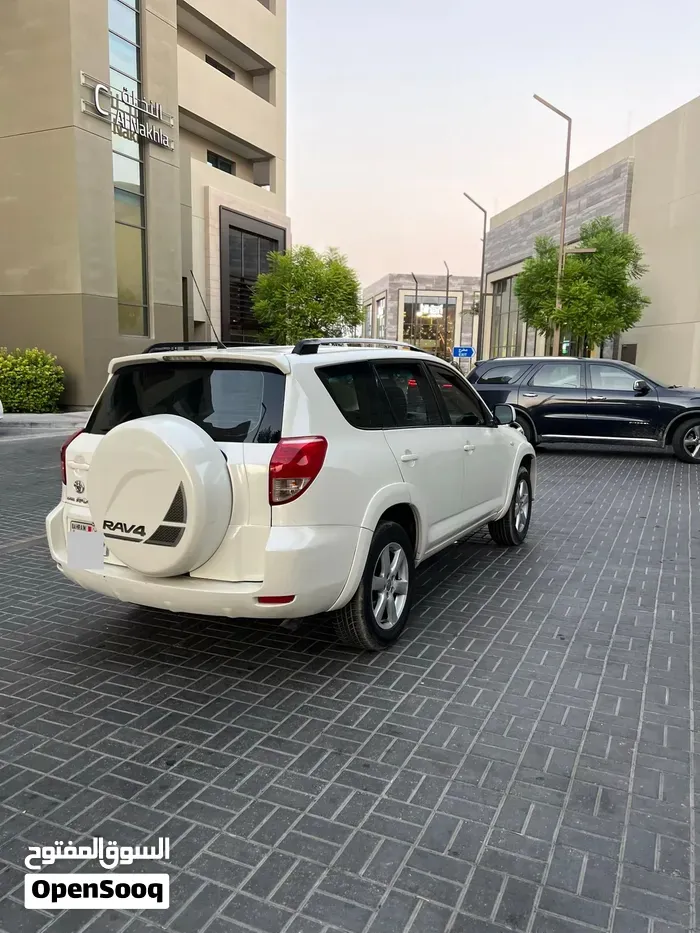 Toyota Rav 4 2007 photo 2