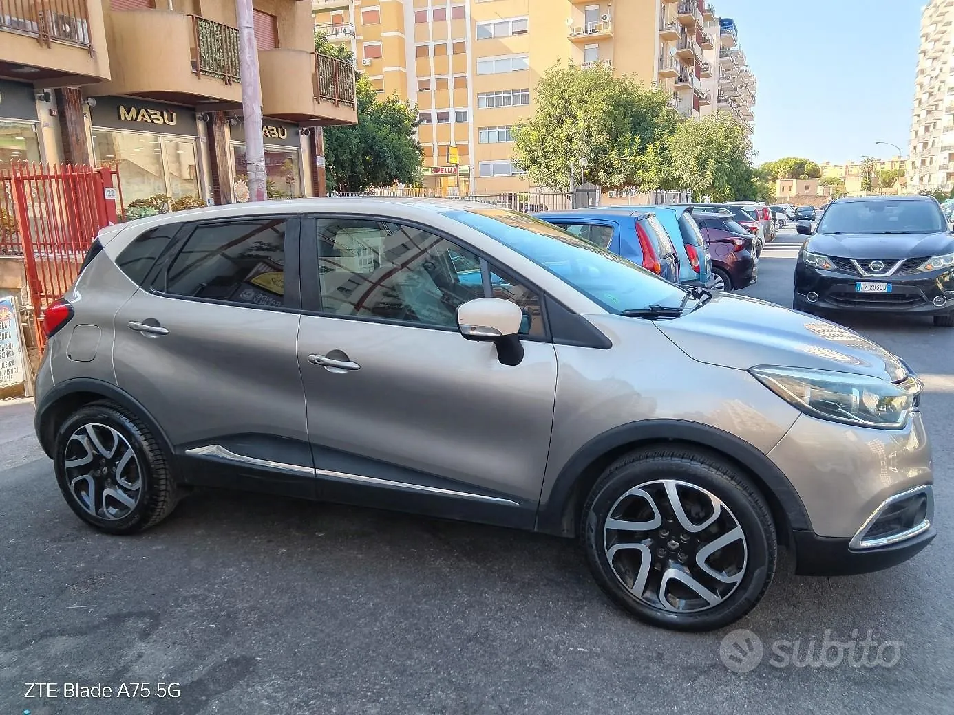 Renault Captur 2015 photo 2