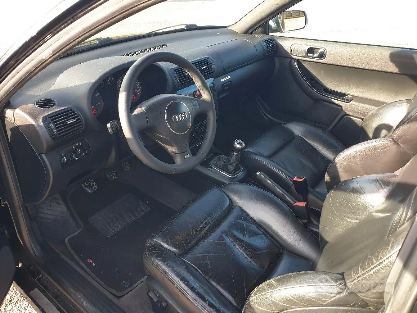 Audi S3 2000 photo 5