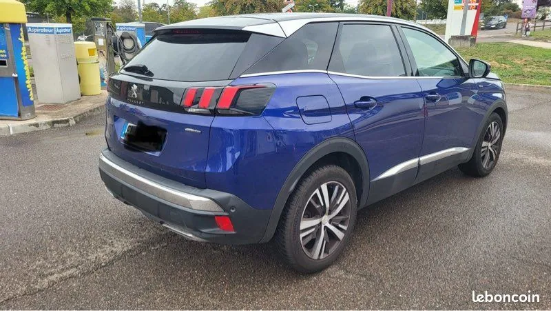 Peugeot 3008 2019 photo 3