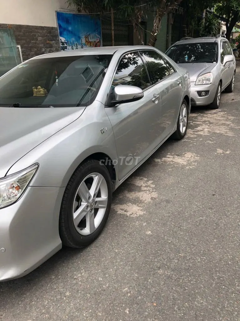Toyota Camry 2014 photo 3