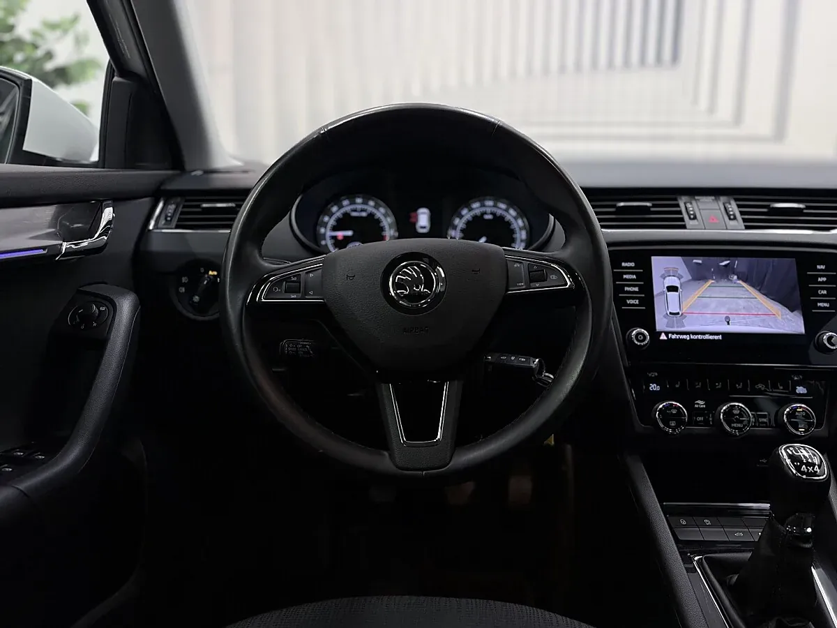 Skoda Octavia 2019 photo 3
