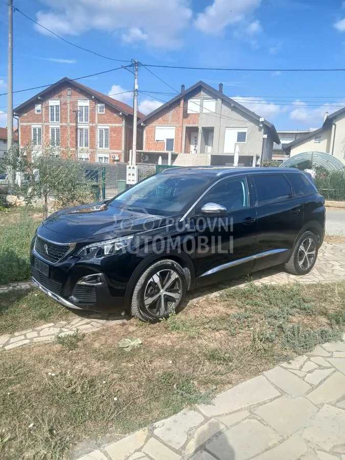 Peugeot 5008 2020 photo 3