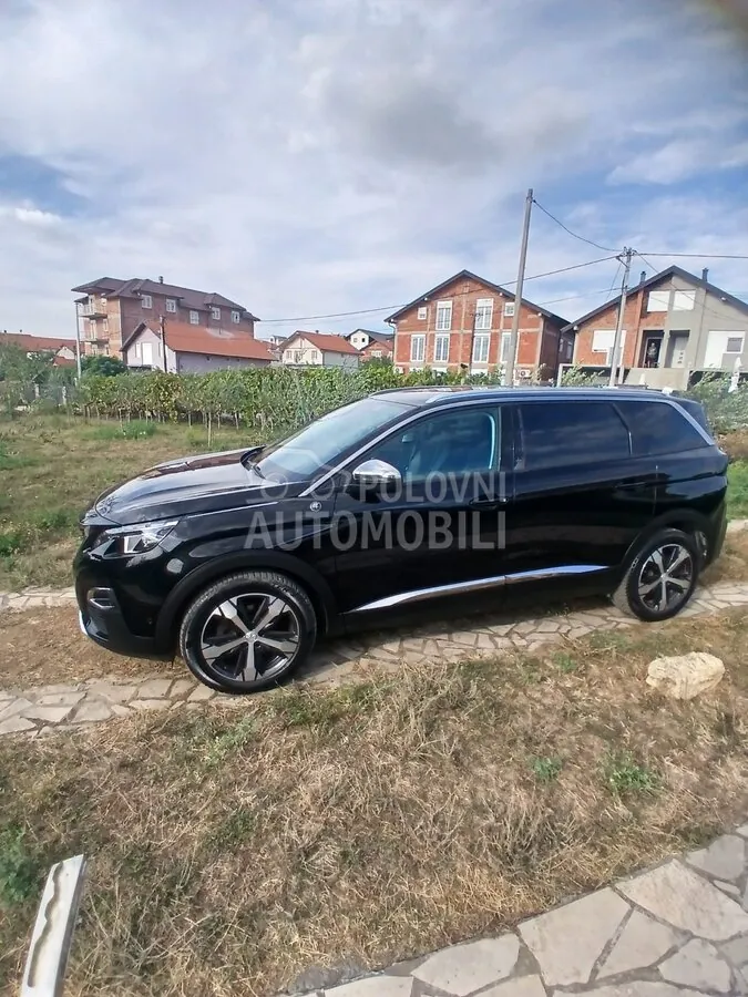 Peugeot 5008 2020 photo 4