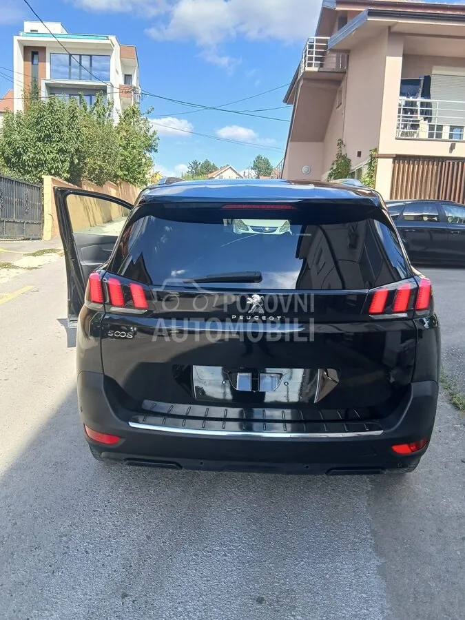 Peugeot 5008 2020 photo 5