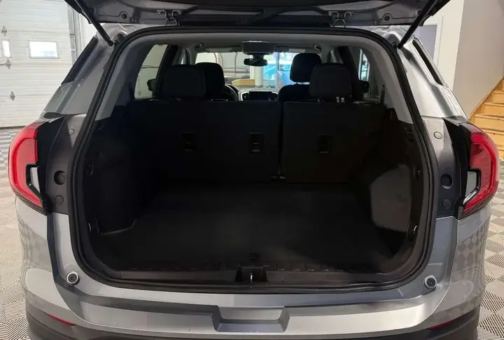 GMC Terrain 2024 photo 5