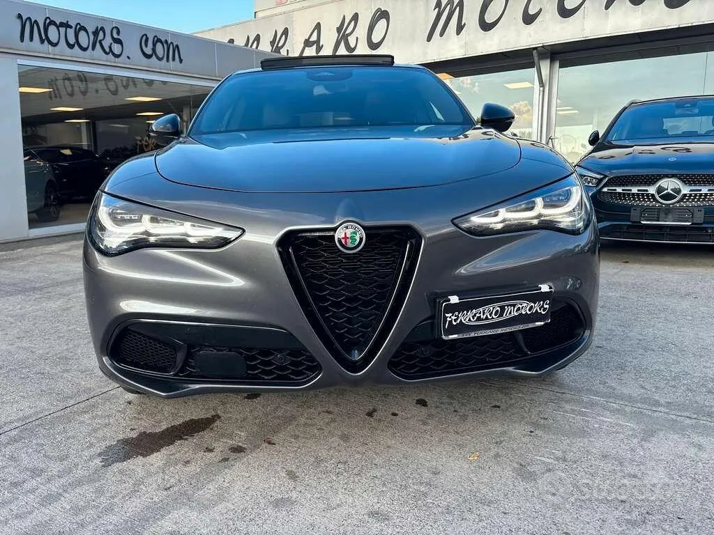 Alfa Romeo Stelvio 2024 photo 2