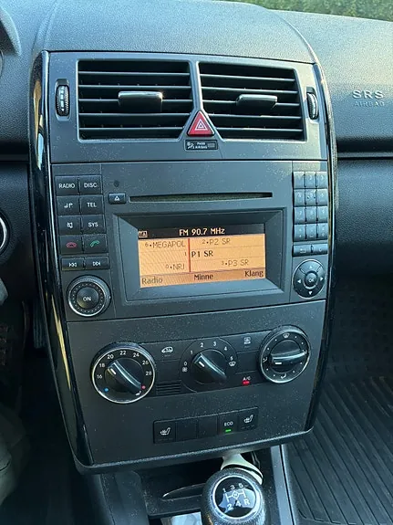 Mercedes-Benz A160 2010 photo 3