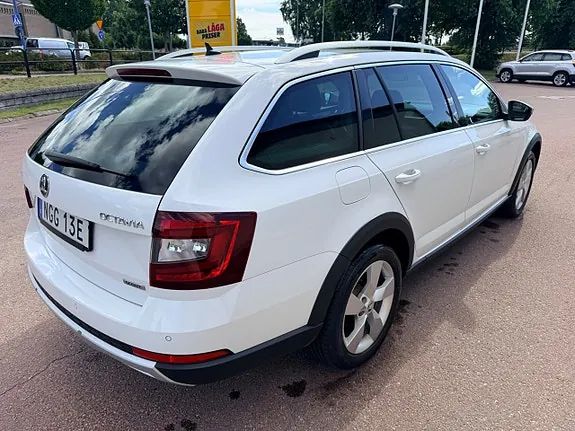 Skoda Octavia Scout 2019 photo 5