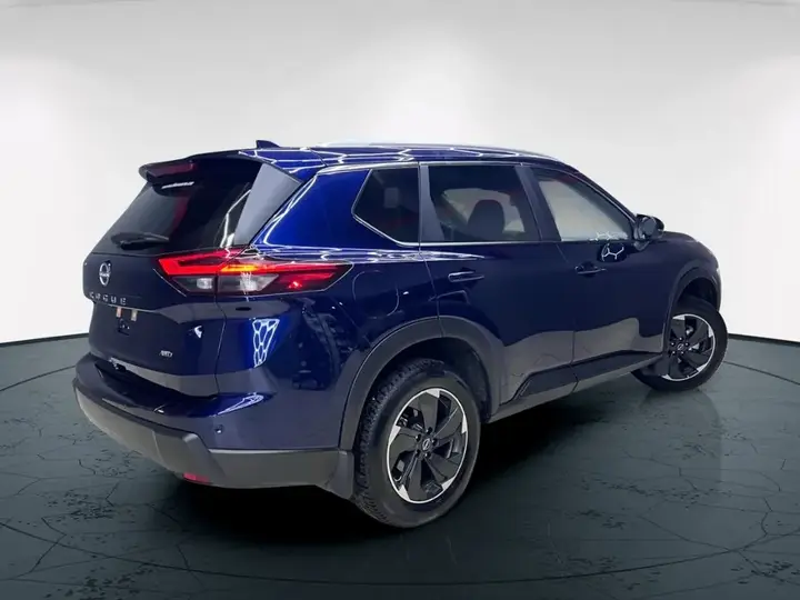Nissan Rogue 2026 photo 4