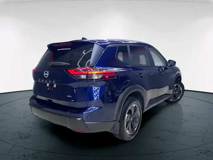 Nissan Rogue 2026 photo 3