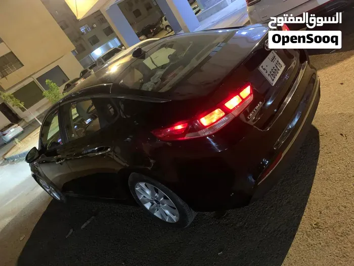 Kia Optima 2017 photo 2