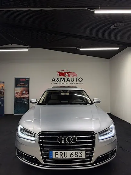 Audi A8 2014 photo 2
