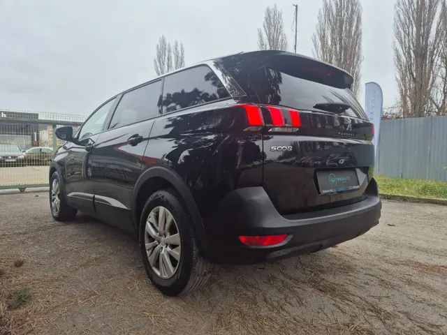 Peugeot 5008 2020 photo 3