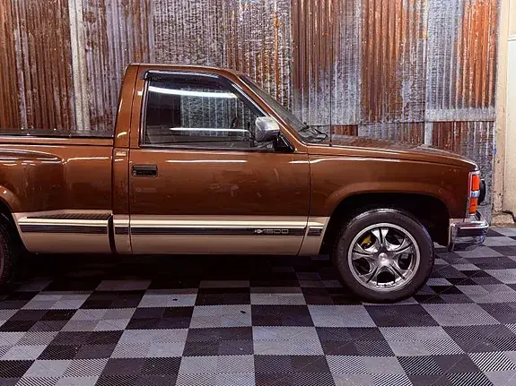 Chevrolet Silverado 1500 1988 photo 3