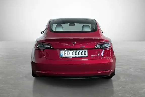 Tesla Model 3 2022 photo 5