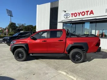 Toyota Hilux 2025 photo 3