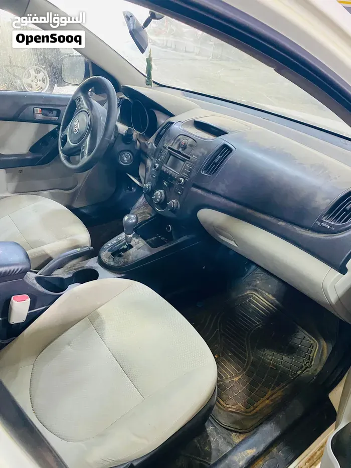 Kia Cerato 2010 photo 3