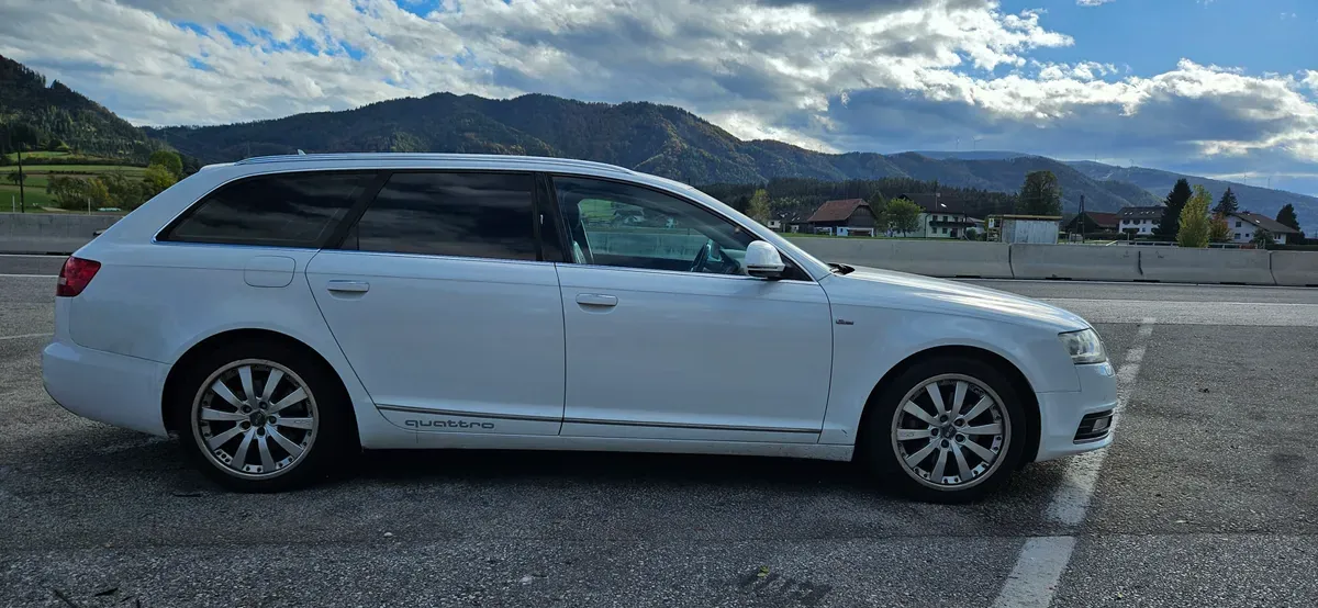 Audi A6 2011 photo 2