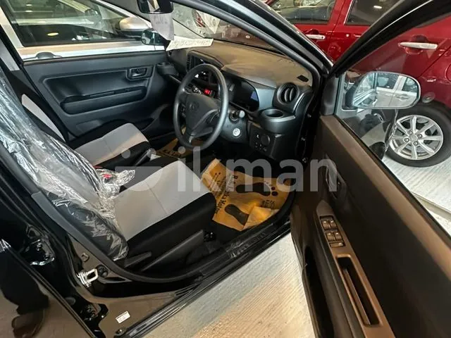 Daihatsu Mira 2025 photo 4