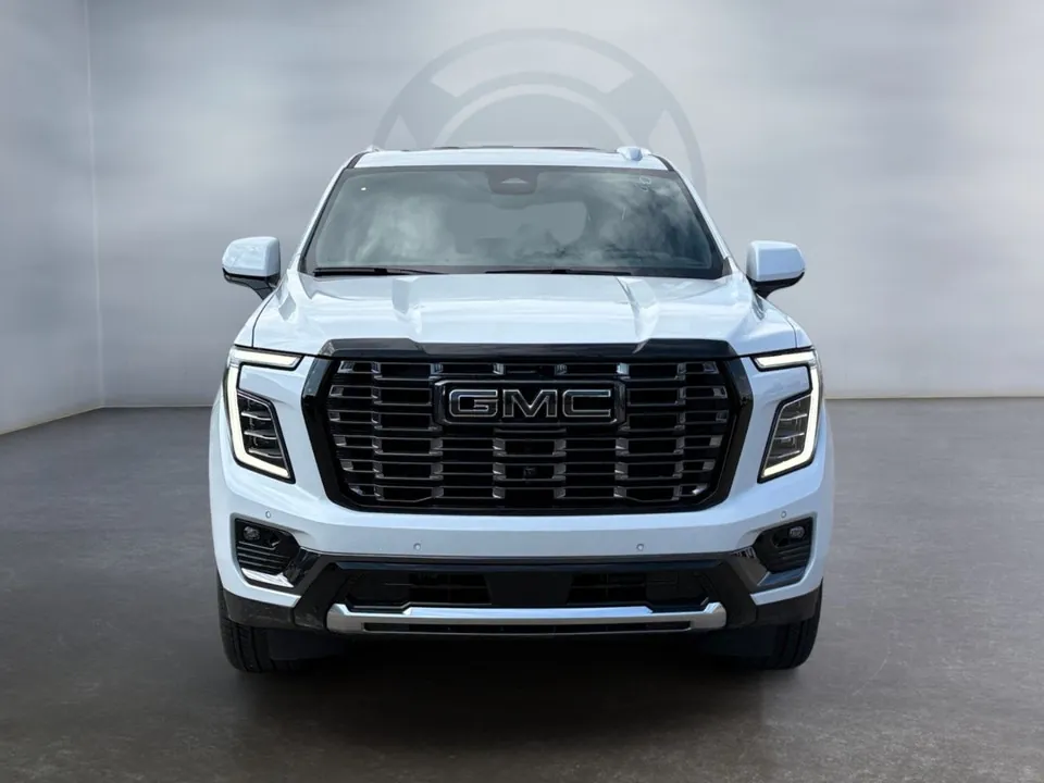 GMC Yukon 2026 photo 2