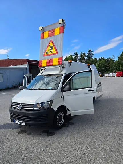 Volkswagen Transporter 2016 photo 2