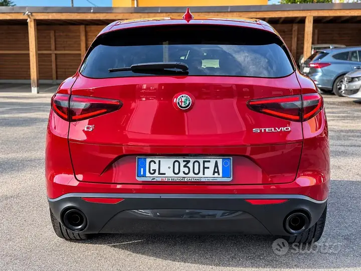 Alfa Romeo Stelvio 2022 photo 5