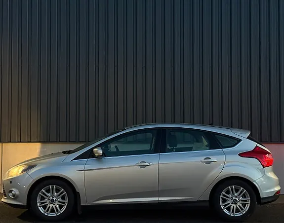 Ford Focus 2015 photo 4