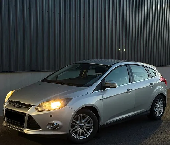 Ford Focus 2015 photo 2