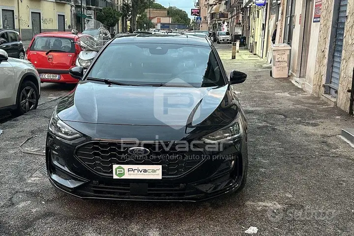 Ford Focus 2025 photo 2