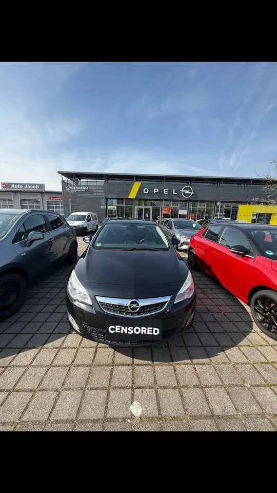 Opel Astra J