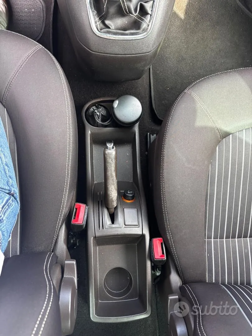 Lancia Musa 2010 photo 5